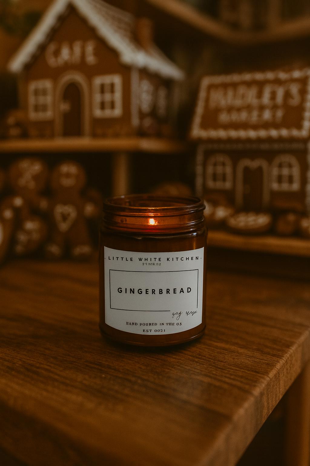 Gingerbread Scented Soy Candle, Wooden Wick, Festive Fragrance