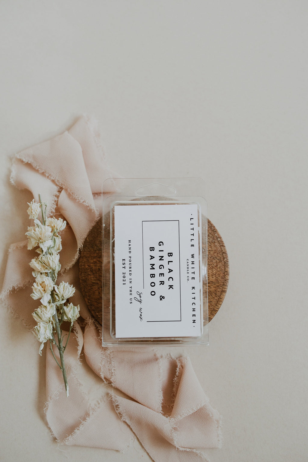 Black Ginger Bamboo Soy Candle | Wooden Wick, Amber Glass Jar