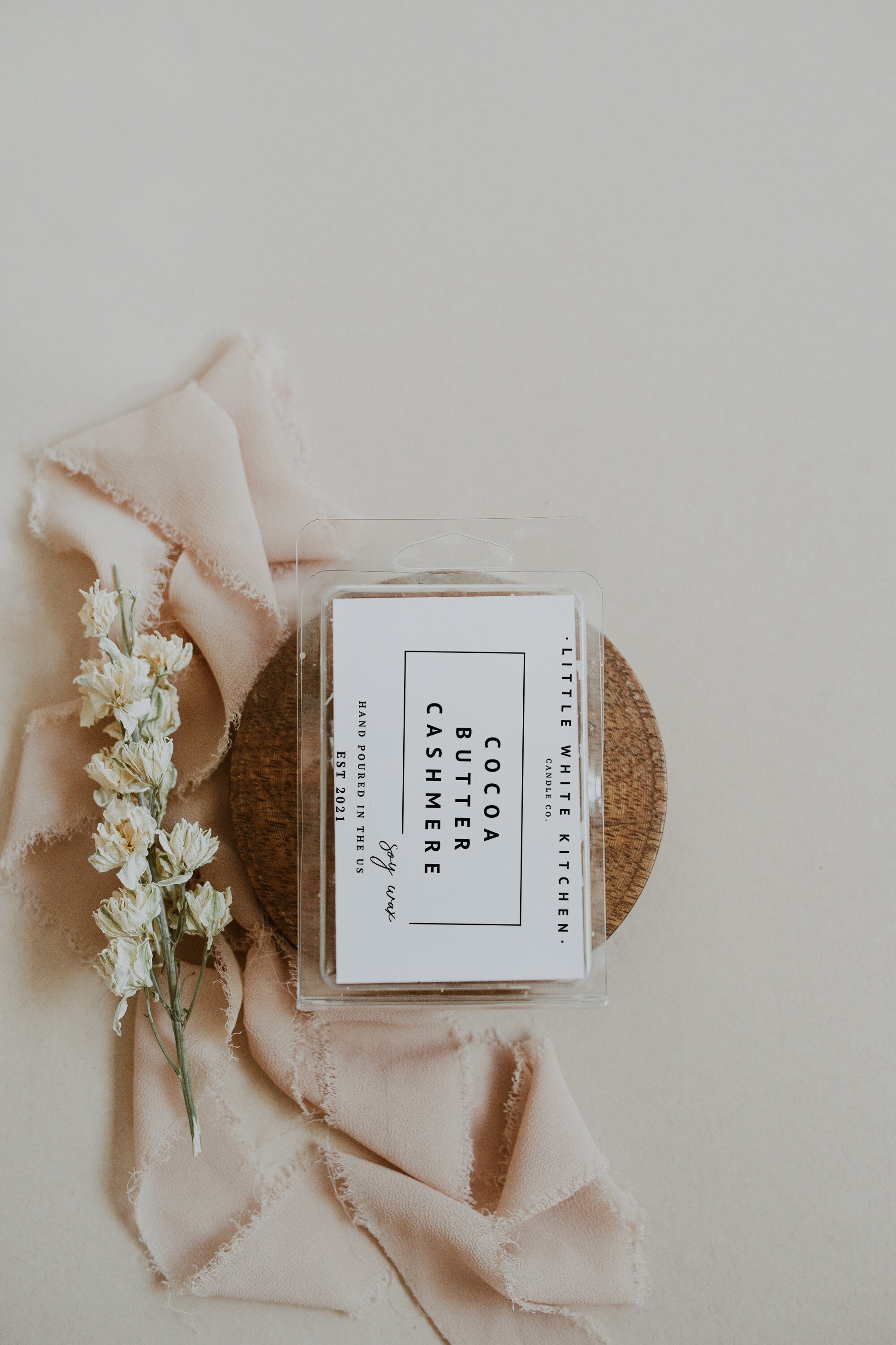 Cocoa Butter Cashmere Soy Candle | Wooden Wick, Amber Jar