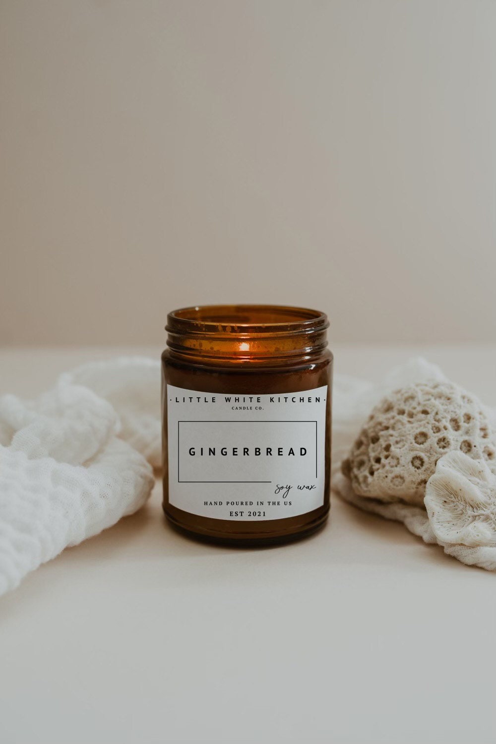 Gingerbread Scented Soy Candle, Wooden Wick, Festive Fragrance