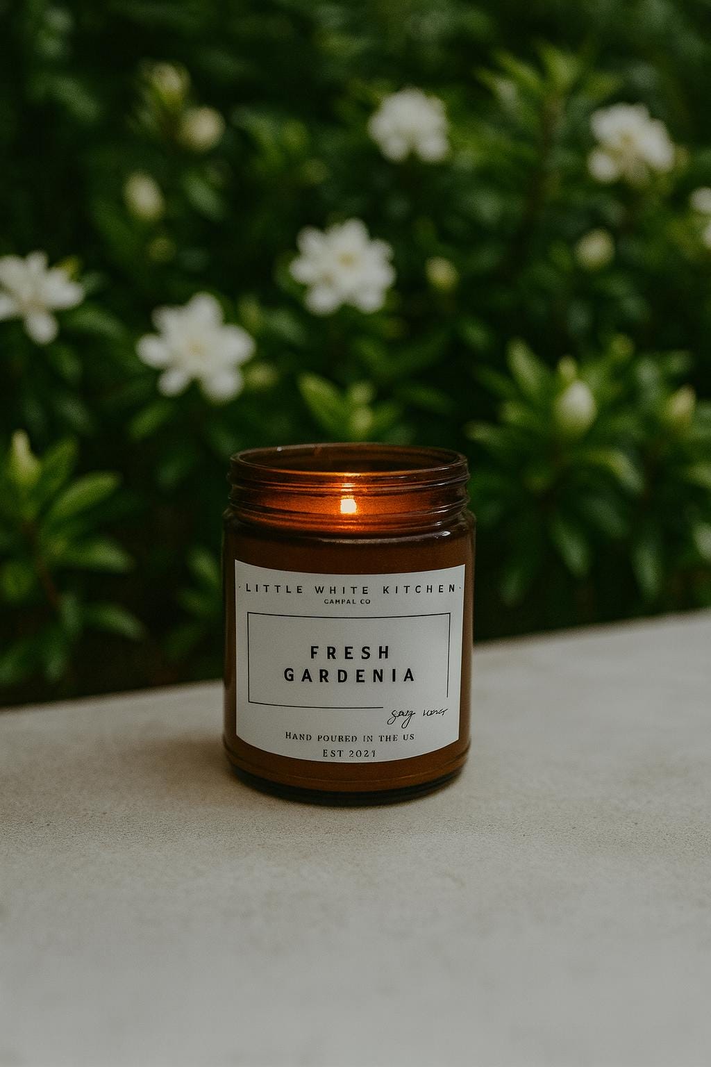 Fresh Gardenia Soy Candle, Wooden Wick, Floral Scent